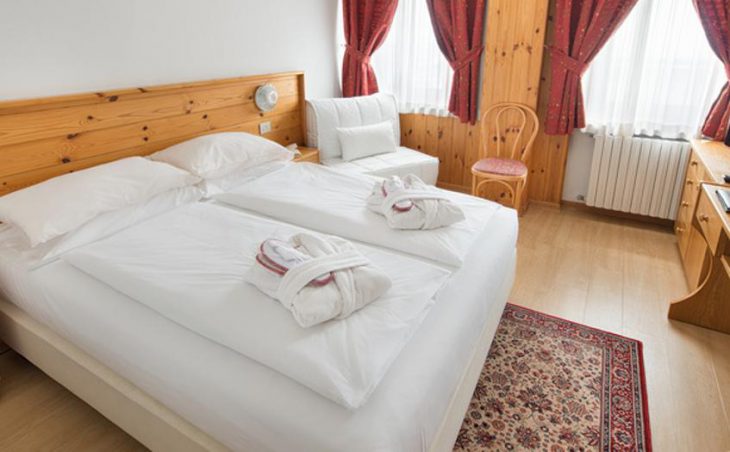 Hotel Livigno, Livigno, Double Bedroom 3